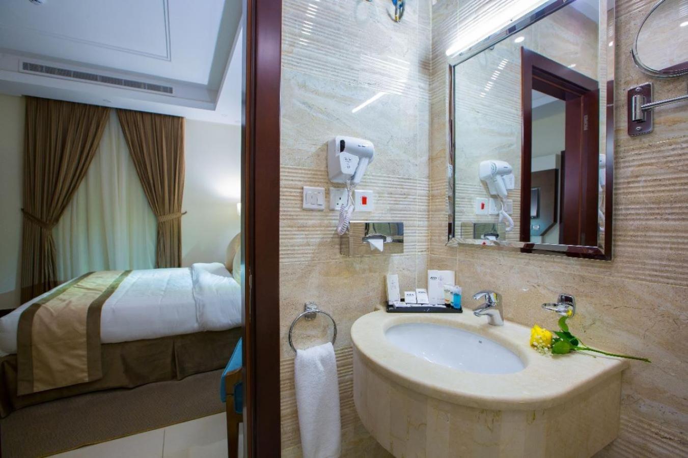 Sun Park Hotel Suites Yidda Exterior foto